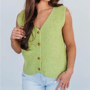 THINGS BETWEEN Ribbed Button-Front Sweater Vest